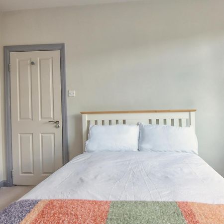 Spacious Double Room With Private Bathroom In Quiet Area Only 20 Min To Central London Streatham Vale Zewnętrze zdjęcie