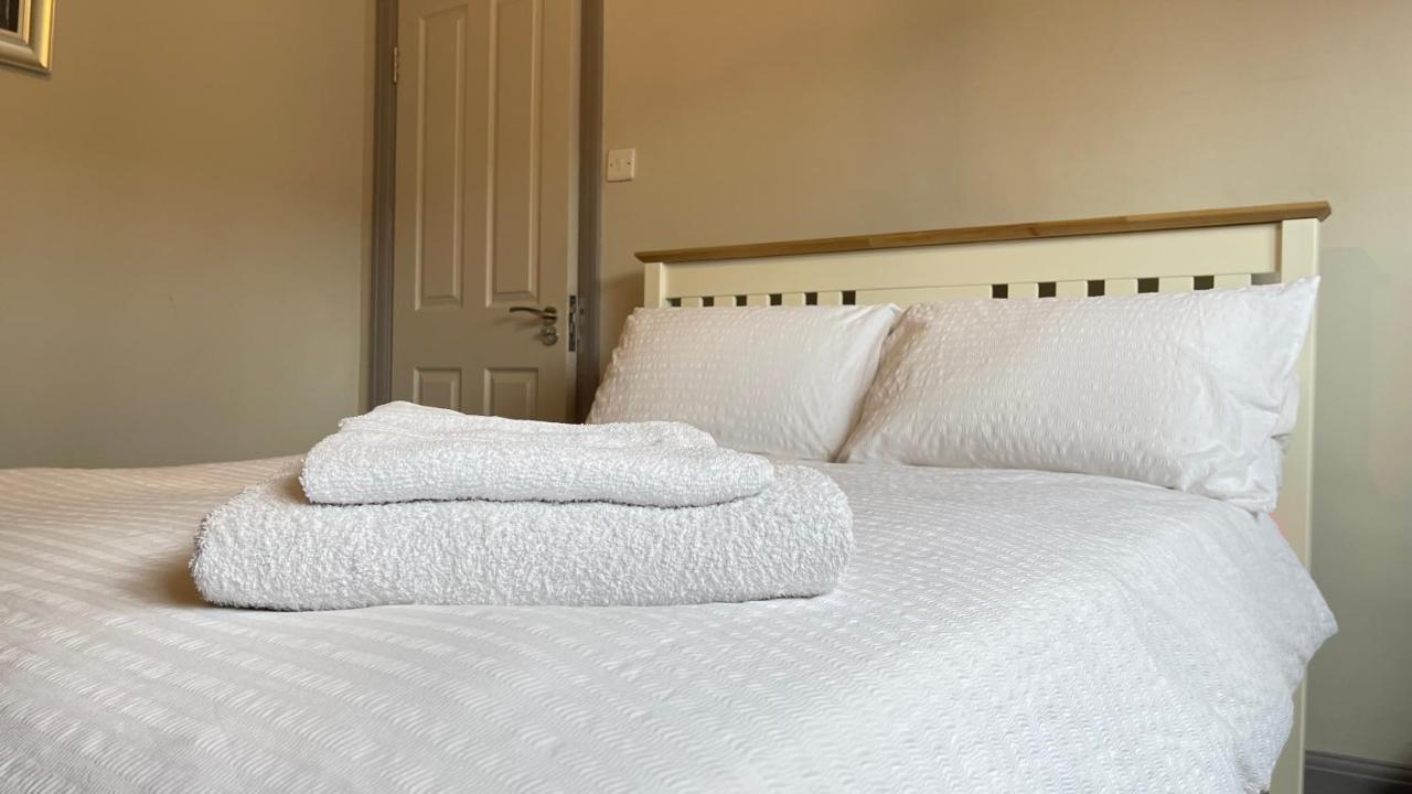 Spacious Double Room With Private Bathroom In Quiet Area Only 20 Min To Central London Streatham Vale Zewnętrze zdjęcie