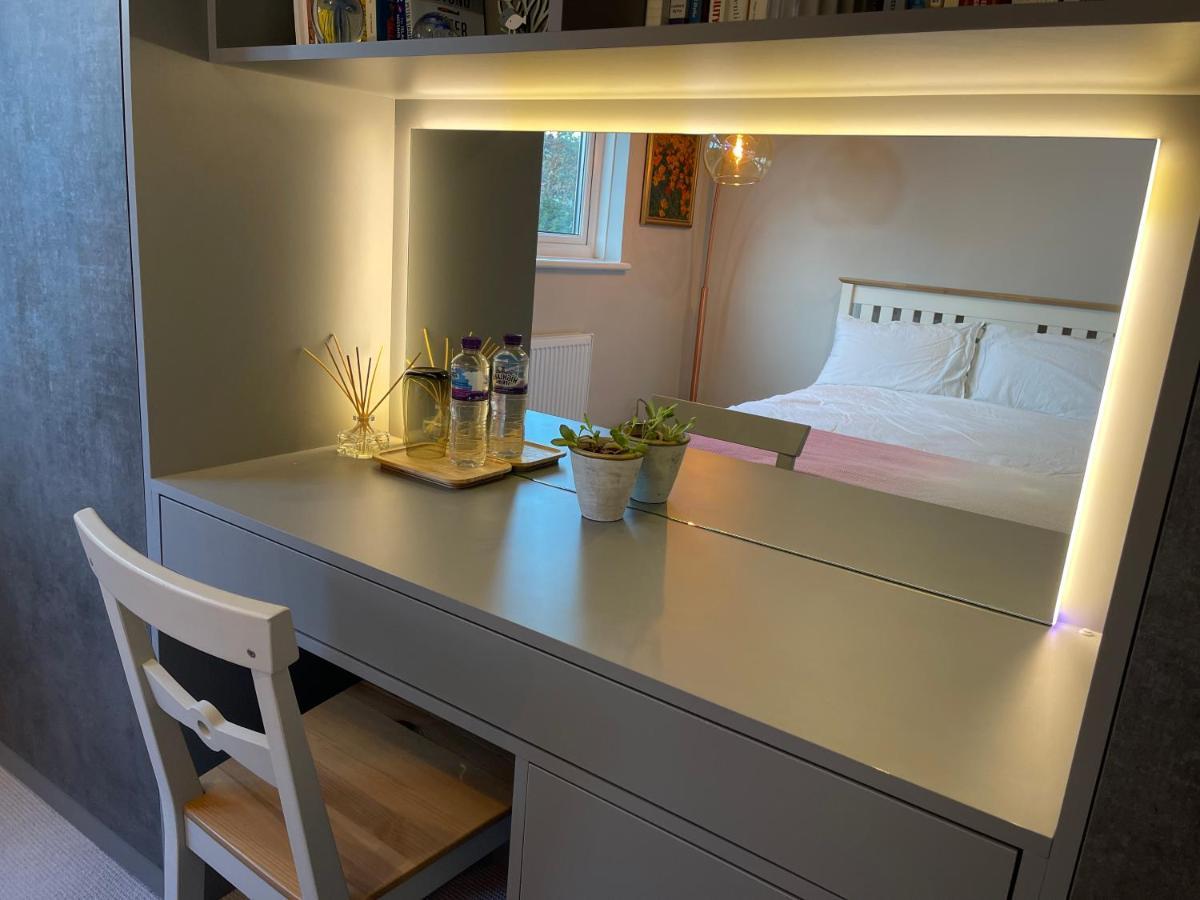 Spacious Double Room With Private Bathroom In Quiet Area Only 20 Min To Central London Streatham Vale Zewnętrze zdjęcie