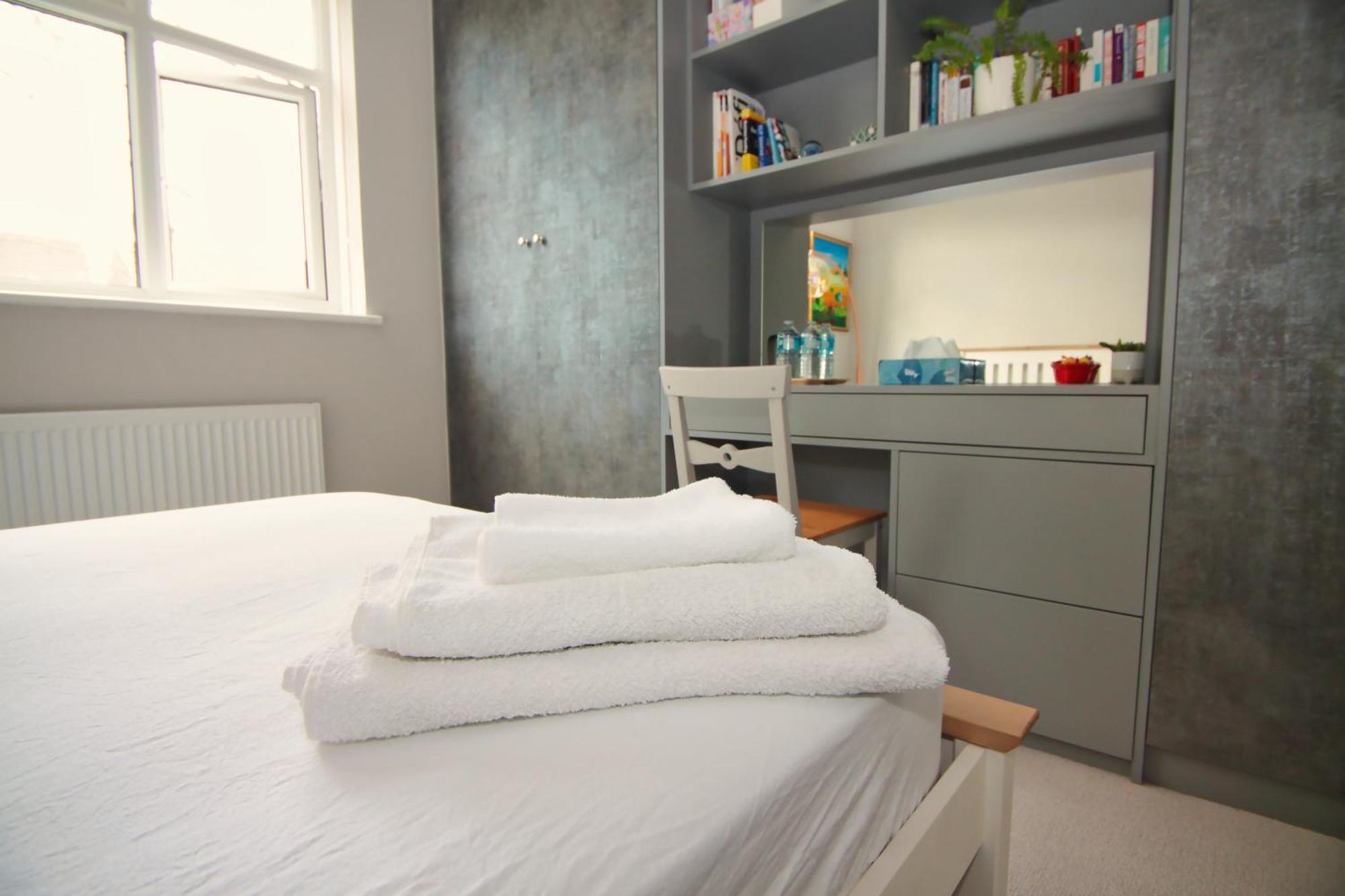 Spacious Double Room With Private Bathroom In Quiet Area Only 20 Min To Central London Streatham Vale Zewnętrze zdjęcie